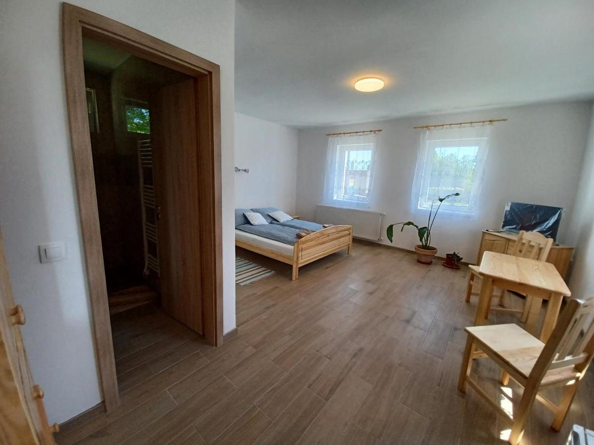 Fazekas Vendeghaz Hotel Balatonkeresztur Luaran gambar
